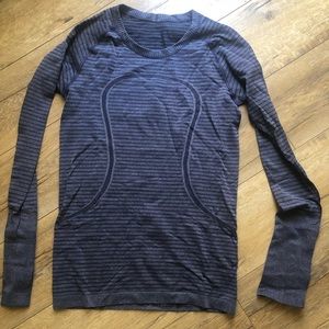 Lululemon swiftly tech long sleeve, gray-blue, 6